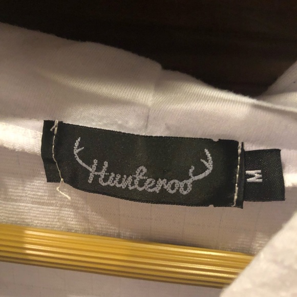 Hunteroo Textured White Hoodie - Picture 2 of 3